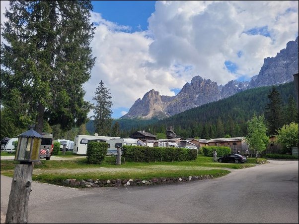 Dolomiten23010.jpg