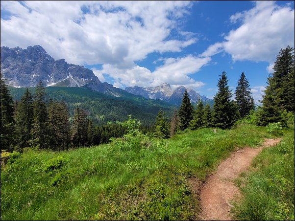 Dolomiten23033.jpg