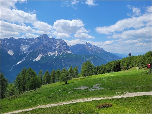 Dolomiten23067.jpg